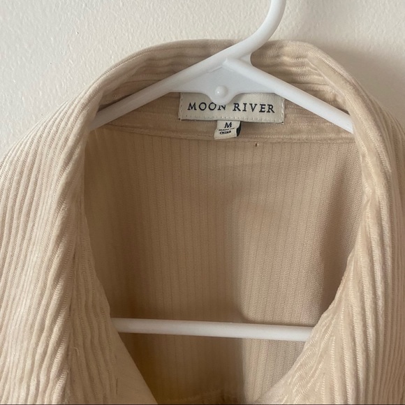 Corduroy button up blouse - Picture 2 of 8